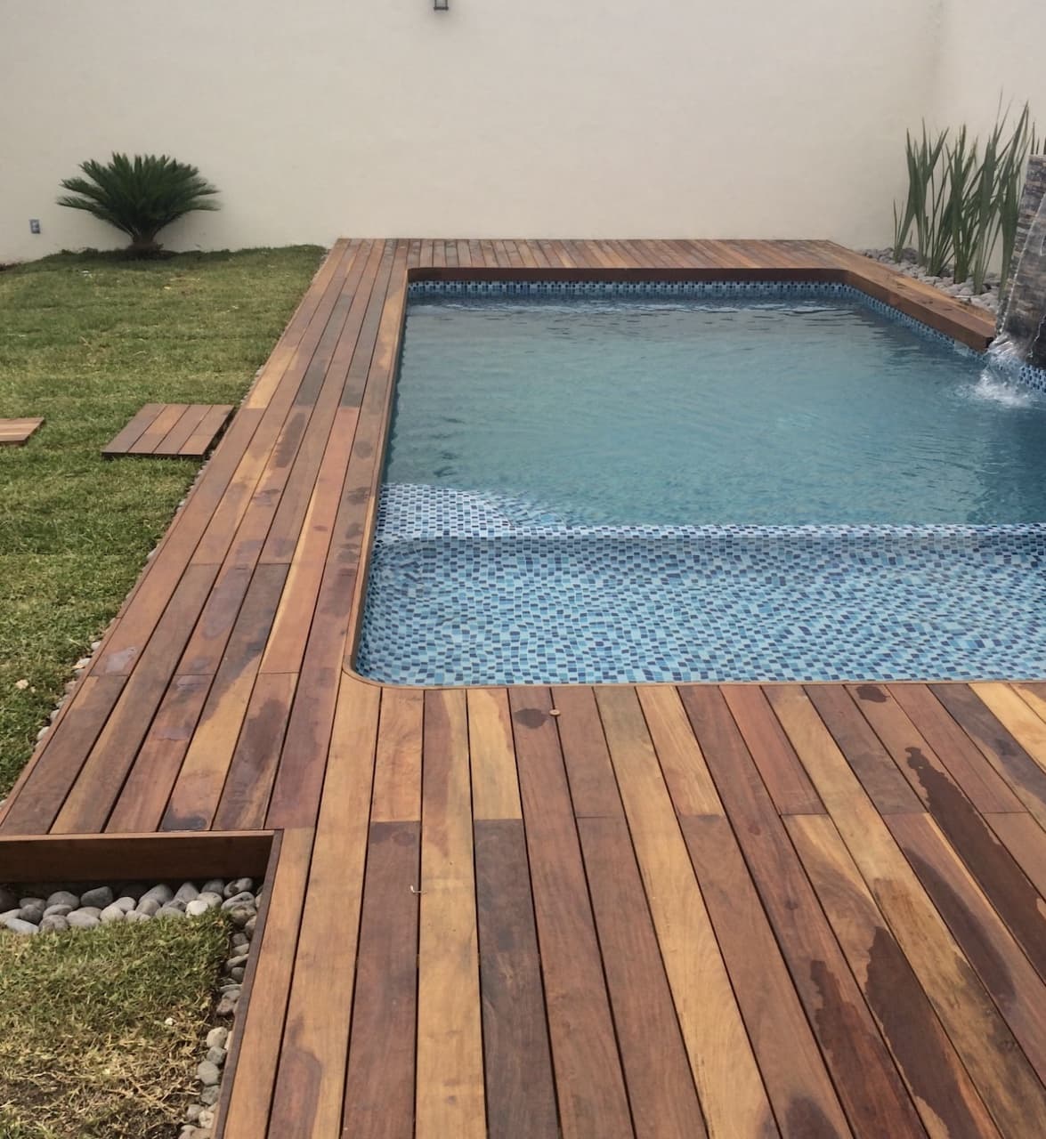 Galería deck de madera piso exterior